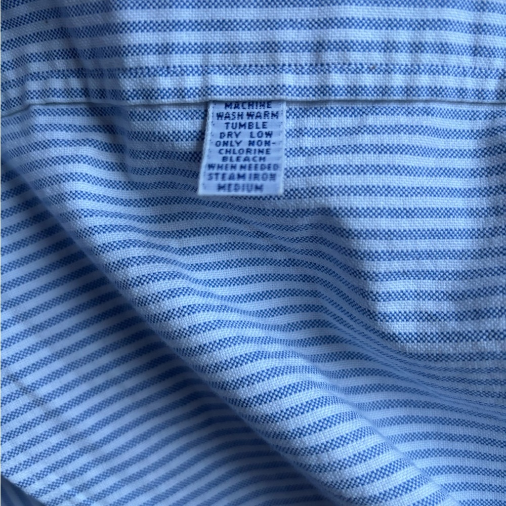 Ralph Lauren 100% cotton light blue and white stripe button down - Picture 4 of 5
